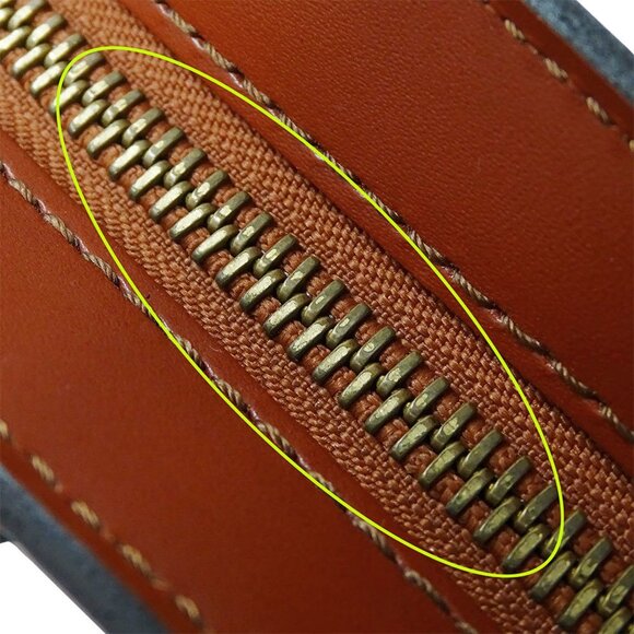 LOUIS VUITTON Brown Leather Bag - Picture 14 of 16